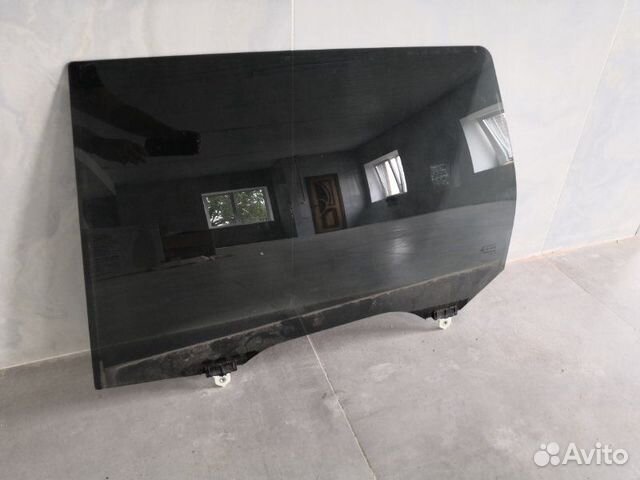 Стекло двери заднее правое Mitsubishi Outlander