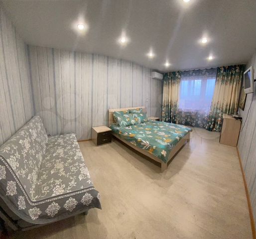 1-к. квартира, 42 м², 8/17 эт.