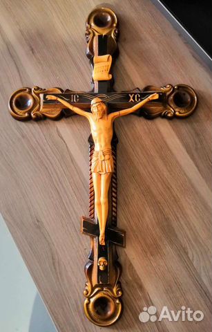 Крест деревянный настенный