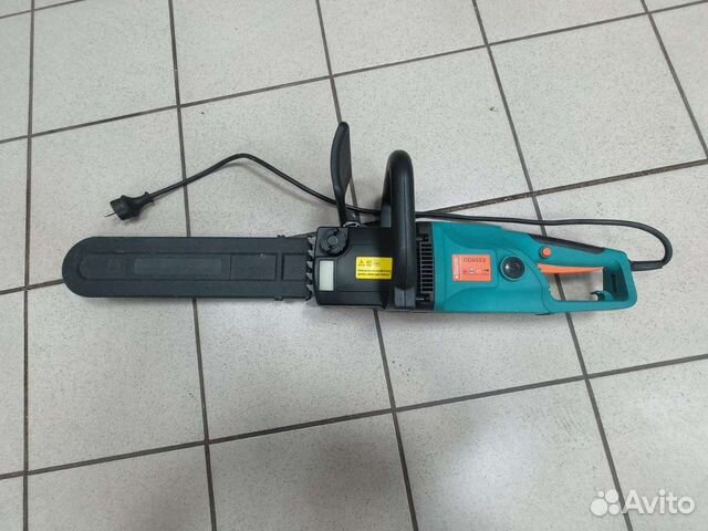 Электропила Makita UC4020A