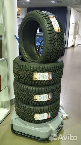 Nokian Tyres Hakkapeliitta 9 245/40 R18 97T