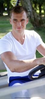 Тренер по фехтованию на саблях