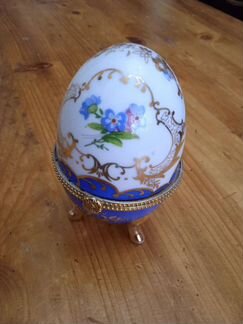 Шкатулка яйцо