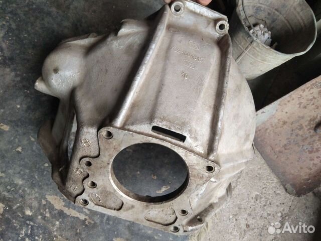 Кожух маховика Газ 24
