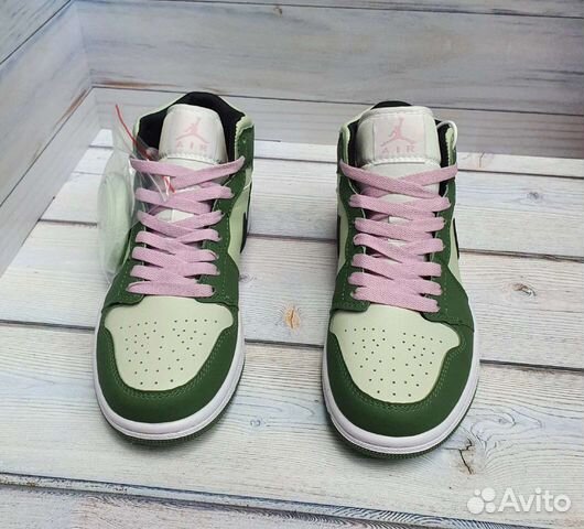 Кроссовки Nike AIR Jordan 1