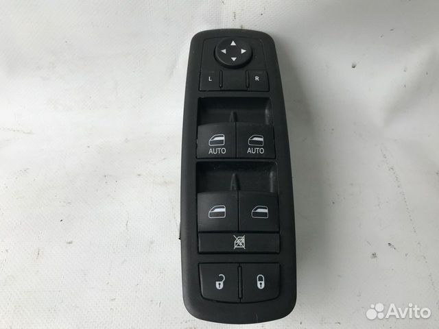 Блок кнопок левой двери Jeep Grand Cherokee WK2