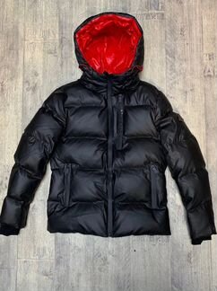 Пуховик Moncler