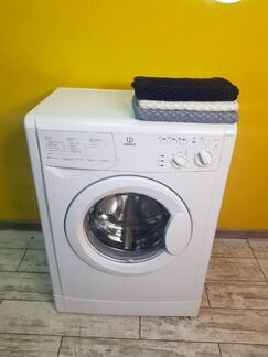 Стиральная машина бу Indesit