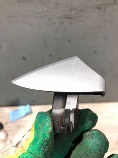 Уголок ручки двери задний левый Mercedes-Benz