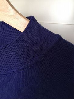 Трикотажное платье на зиму