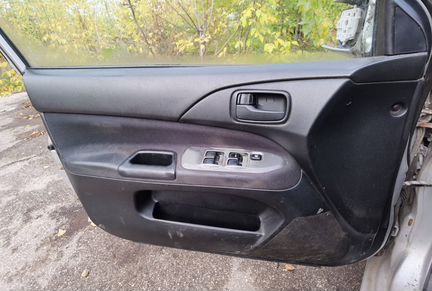 Карта двери mitsubishi lancer 9