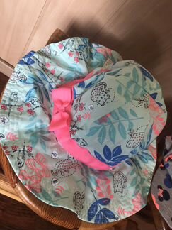 Панама и кепка