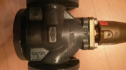 Клапан 3-х ходовой еа and armaturen Новый