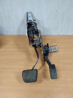 Педальный узел NIssan Teana J32