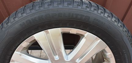 Зимняя резина на дисках на Мерседес GL500