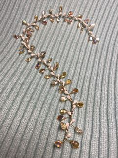 Украшение в прическу