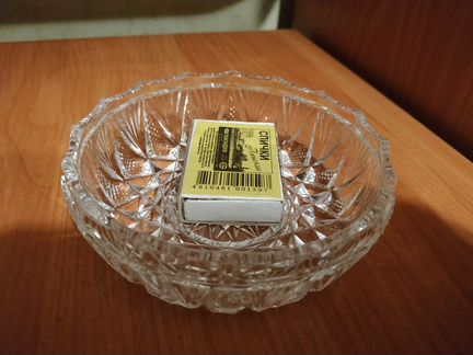 Ваза для варенья/икорница/орешница