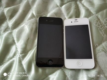 Смартфон Apple iPhone 4
