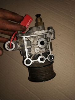 Насос вакуумный Форд Транзит 4 D2FA 2.4Di YC1Q2A45