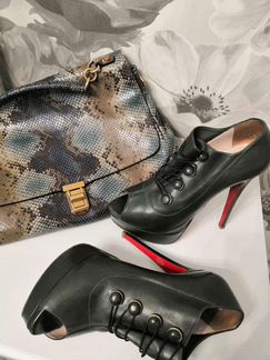 Женская обувь