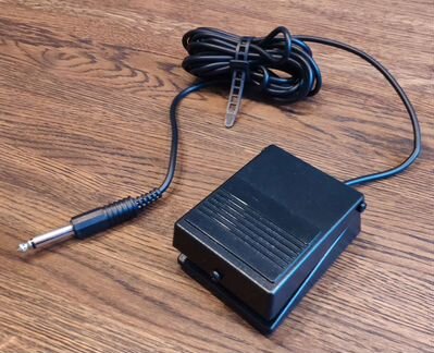 Педаль для клавишных инструментов, педаль сустейна