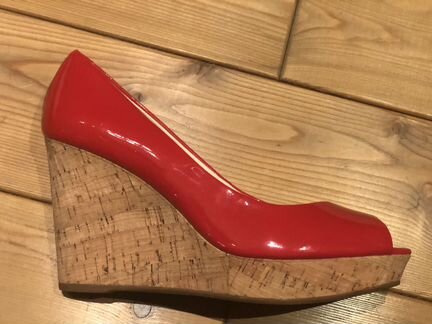Туфли новые натуральный лак р 40
