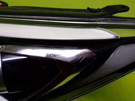 Фара левая Hyundai Santa Fe 3 рестайлинг ксенон