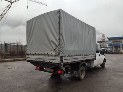 Бортовой грузовик Ford Transit