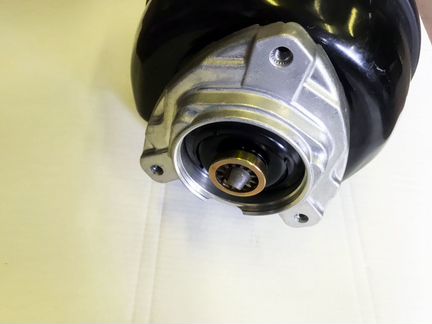 Передняя правая стойка Mercedes E400 W212 Airmatic