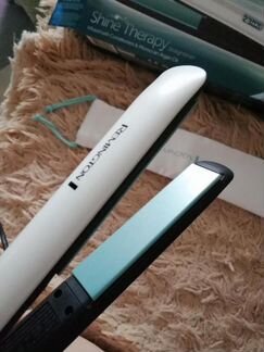 Выпрямитель волос Remington Shine Therapy S8500