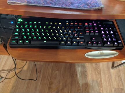 Клавиатура Logitech G810
