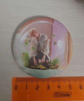 Значки с группой BTS