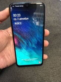 Продаю Samsung Galaxy A50 4/64GB Blue Оригинал