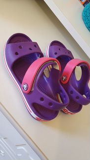 Сандали crocs