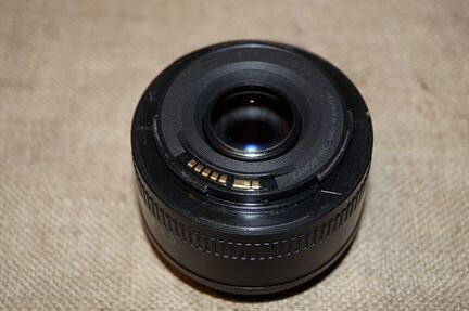 Canon 50mm 1:1.8 II Доставка