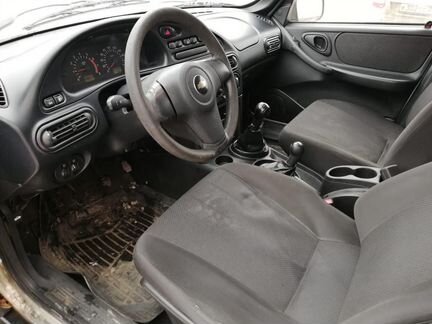 Chevrolet Niva 1.7 МТ, 2011, 207 800 км