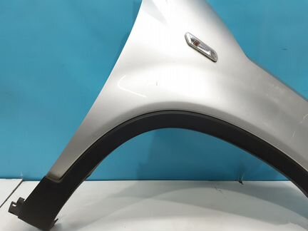 Крыло переднее правое Kia Sorento 2 2009-2012