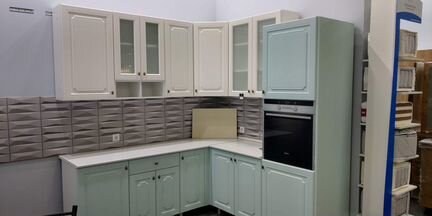 Современная новая кухня