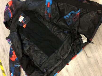 Горнолыжный мужской костюм quiksilver