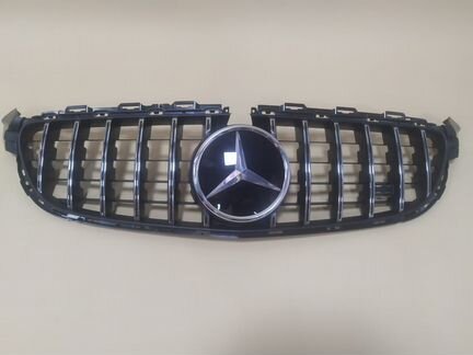 Решетка радиатора Мерседес GT 205 C63S новая ориги