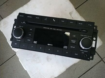 05064954AH Автомагнитола Jeep Chrysler Dodge
