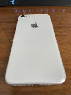 Телефон iPhone 8 64Gb