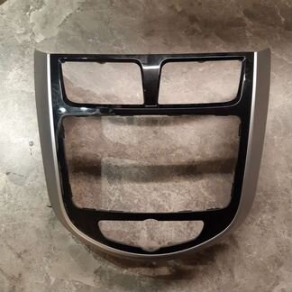 Магнитола штатная Hyundai Solaris 2011-2017