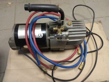 Вакуумный насос 2хступенчатый 142 л/мин Mastercool