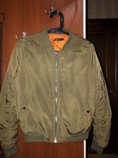 Куртка бомбер