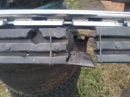 Решетка радиатора Форд Куга