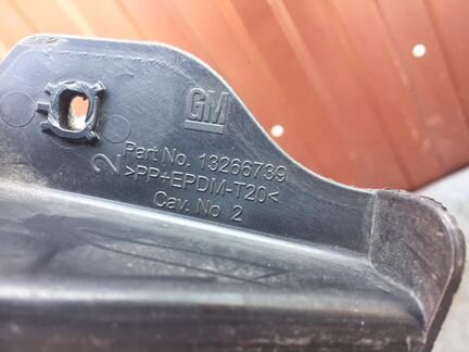 Направляющая заднего бампера Opel Astra J LH