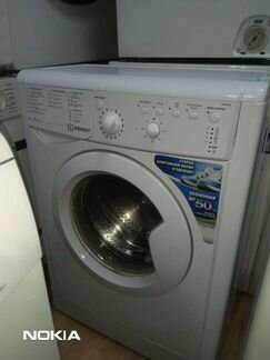 Стиральная машина бу Indesit узкий 33см 4кг
