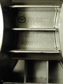 Вставка в подстаканник Мазда 3 BL Z6 2010