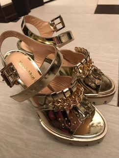 Босоножки Nando Muzi 39